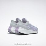 أبيض فوتور / رمادي نقي 2 / واحة بنفسجية حذاء رياضي نسائي للجري Floatride Energy Symmetros 2 Reebok 0NZ0F386 - Image 4