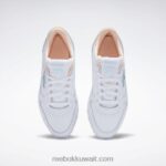 أبيض ftwr / أزرق لؤلؤي / برتقالي هالة أحذية نسائية جلدية كلاسيكية Reebok 0NZ0F424 - Image 6