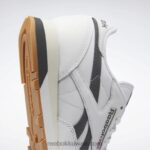 أبيض ftwr / رمادي نقي 7 / طباشير عتيق s23-r أحذية جلدية كلاسيكية Reebok 0NZ0F86 - Image 7