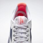أبيض ftwr / فيكتور كحلي / كلاسيكي البط البري حذاء تدريب نانو x1 للرجال Reebok 0NZ0F1042 - Image 7