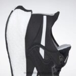 أسود الأساسية / أبيض ftwr / رمادي نقي 8 حذاء رياضي نسائي للجري Floatride Energy Symmetros 2 Reebok 0NZ0F360 - Image 8