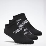 أسود الجوارب غير المرئية الكلاسيكية 3 أزواج Reebok 0NZ0F1006