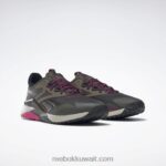 الجيش الأخضر / الأساسية السوداء / فخور الوردي حذاء nano x2 tr Adventure للنساء Reebok 0NZ0F162 - Image 4