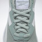 الرمادي الساحلي / أبيض ftwr / رمادي نقي 8 إنرجين بلس 2 حذاء جري نسائي Reebok 0NZ0F628 - Image 8