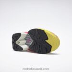الطباشير / الأساسية الأسود أحذية الغضب instapump مبتسم Reebok 0NZ0F197 - Image 9