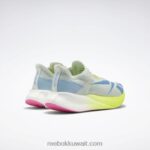 توهج أوبال / أصفر حامض / أزرق أساسي حذاء الجري floatride Energy x Reebok 0NZ0F304 - Image 6