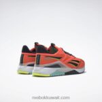 توهج برتقالي / قلب أسود / أصفر حامض شمسي حذاء تدريب nano x2 tr Adventure للرجال Reebok 0NZ0F1116 - Image 6