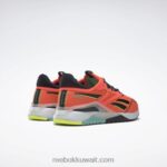 توهج برتقالي / قلب أسود / أصفر حامض شمسي حذاء nano x2 tr Adventure للنساء Reebok 0NZ0F248 - Image 10