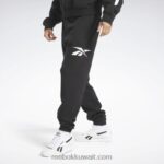 رجال أسود / طباشير بنطلون فخور ماركة كلاسيكيات Reebok 0NZ0F1140