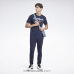 رجال ناقلات البحرية تي شيرت بشعار الماركة Reebok 0NZ0F1167 - Image 2