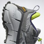 رمادي نقي 3 / رمادي نقي 5 / رمادي نقي 7 حذاء zig kinetica 2.5 حافة Reebok 0NZ0F104 - Image 7