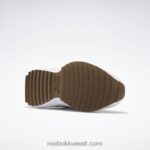 طباشير / أبيض ftwr / أزرق متجه أحذية نسائية جلدية كلاسيكية sp إضافية Reebok 0NZ0F176 - Image 5