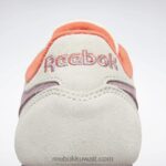 طباشير / أرجواني منقوع / أبيض قدم أحذية نسائية جلدية كلاسيكية Reebok 0NZ0F81 - Image 10