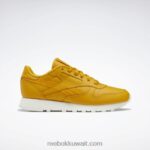 مغرة ساطعة / طباشير أحذية نسائية جلدية كلاسيكية Reebok 0NZ0F239