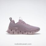 منقوع أرجواني / وردي بورسلين أحذية نسائية منعرج ديناميكا Reebok 0NZ0F27
