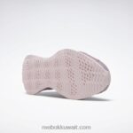 منقوع أرجواني / وردي بورسلين أحذية نسائية منعرج ديناميكا Reebok 0NZ0F27 - Image 5