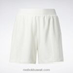 نحيف الطباشير شورت كلاسيكي بخصر مرتفع (مقاس كبير) Reebok 0NZ0F869 - Image 7