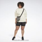نحيف كلاسيكي أبيض هودي كبير الحجم معاد تدويره في الاستوديو (حجم كبير) Reebok 0NZ0F828 - Image 2