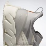 نقي رمادي 2 / طباشير / رمادي نقي 4 حذاء zig kinetica 3 Reebok 0NZ0F504 - Image 8