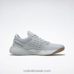 نقي رمادي 2 / قدم أبيض / رمادي نقي 3 أحذية التدريب nanoflex tr للسيدات Reebok 0NZ0F276 - Image 2