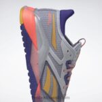نقي رمادي 3 / أرجواني غامق / برتقالي مضيئة حذاء nano x2 tr Adventure للنساء Reebok 0NZ0F328 - Image 12