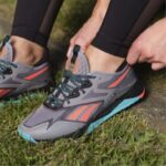نقي رمادي 3 / أرجواني غامق / برتقالي مضيئة حذاء nano x2 tr Adventure للنساء Reebok 0NZ0F328 - Image 5