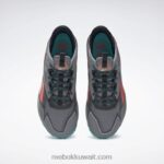 نقي رمادي 5 / كور أسود / أزرق مخضر كلاسيكي حذاء تدريب nano x2 tr Adventure للرجال Reebok 0NZ0F1063 - Image 10